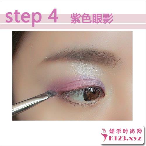 从零开始学化妆：教你画紫色眼影粉红桃花妆_Y2OOO.COM第4张
