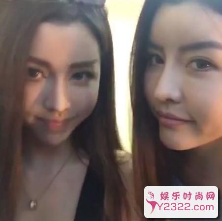 新加坡双胞胎女团“BY2”姐妹当年以清纯学生形象出道_m.y2ooo.com