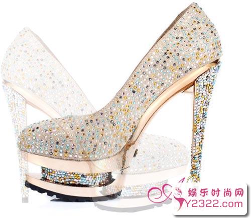 每个新娘都希望自己是完美无瑕的，婚鞋以奢华甜美为主流设计_Y2OOO.COM第1张