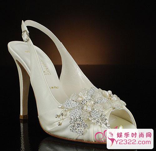 一双华丽的婚礼鞋将承托起你一生最美丽的时刻_Y2OOO.COM第1张