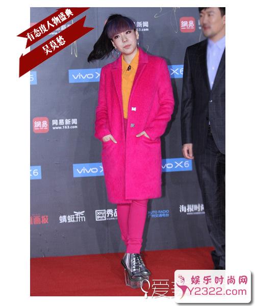 女星们红毯上争奇斗艳，男星们也不甘示弱_Y2OOO.COM第9张