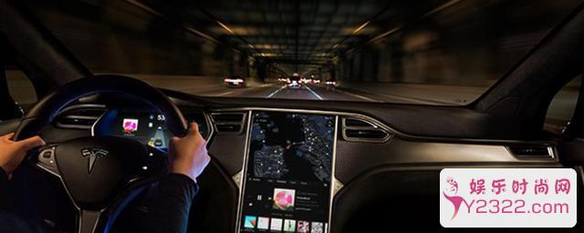 特斯拉8.0体验 想自动驾驶不握方向盘？没门！_m.y2ooo.com