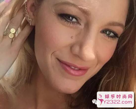 时髦鬼们看秀，聪明的美容精玩妆容呀好吗!_Y2OOO.COM第5张