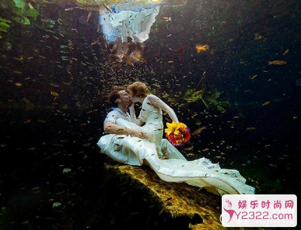 想要拍出唯美浪漫的水下婚纱照 必看四项事前准备！_Y2OOO.COM第8张