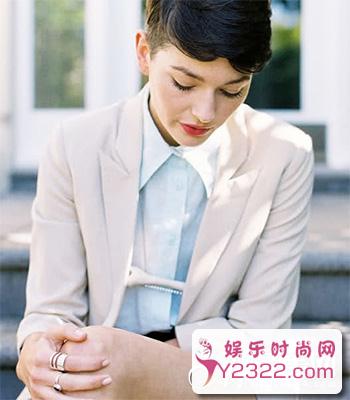 男人喜欢什么样的女人？揭秘男人缘爆表的TOP9“桃花女王”_Y2OOO.COM第7张