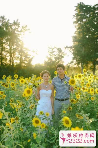 让幸福像花儿一样绽放 向日葵主题婚礼布置效果图_Y2OOO.COM第1张