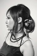打造复古发型DIY 变身性感小淑女_第2页_m.y2ooo.com