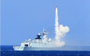 王毅就历史问题表达严正立场 日方不应处处与中国“较劲” 王毅就历史问题表达严正立场 日方不应处处与中国“较劲”