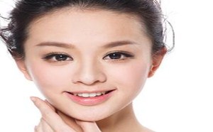 美白精华太不靠谱了!Stop，可能只是你用法了方法!