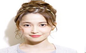 宁愿撞衫也不要撞发型，就算是简单的马尾和丸子头