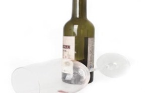 喝红酒减肥究竟要注意哪些原则呢? 喝红酒减肥究竟要注意哪些原则呢?