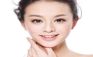 巧用珍珠粉制作面膜，让你美白肌肤又健康养颜!