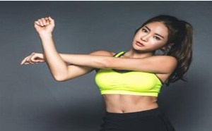 按摩不仅可以舒缓疲劳,按摩还可以丰胸哦!