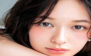 现在妹纸们拍照基本上都离不开美颜的修饰