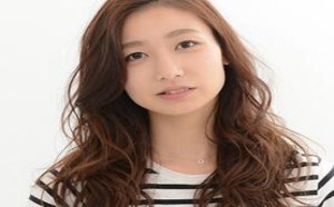 全世界都在大喊“2016年必剪的N个发型”时，并不代表非剪不可