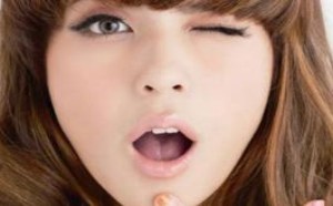 治疗青春痘的8大小秘方 让肌肤变的完美无瑕