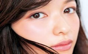 掌握熊猫眼袋消除四步曲 还你迷人的魅力大眼