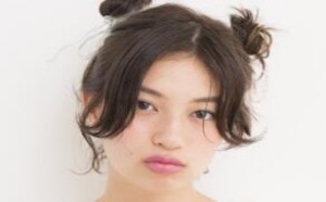 最流行的非主流可爱短头发扎法教程学起来 最流行的非主流可爱短头发扎法教程学起来