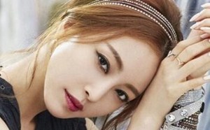 韩式小烟熏妆的画法教程 冷艳的傲娇女王妆