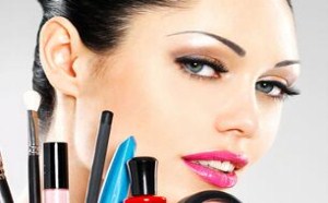 问题肌肤如何用化妆掩盖 4种技巧完美遮盖面部瑕疵