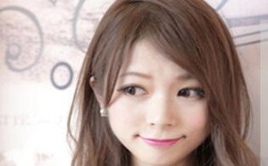 适合大脸女生的发型 9款中长卷发超瘦脸 适合大脸女生的发型 9款中长卷发超瘦脸