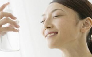 喷雾的使用方法你用正确了吗?看看这篇你就知道了! 喷雾的使用方法你用正确了吗?看看这篇你就知道了!