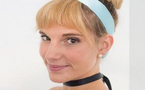 打造梦幻迷人的现实版灰姑娘 唯美的公主盘发造型 打造梦幻迷人的现实版灰姑娘 唯美的公主盘发造型