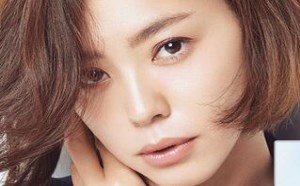 短发不在单调无味 巧用卷发棒做出各种造型 短发不在单调无味 巧用卷发棒做出各种造型