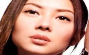 根据自己的发质 看适合烫直发还是卷发