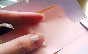 挑选合适的吸油面纸 立刻缓解“油田”脸