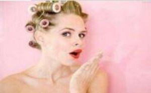 脸上毛孔粗大怎么引起的 改善毛孔粗大的方法