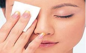 防水眼妆超难卸 懂得8个步骤轻松卸去防水眼妆