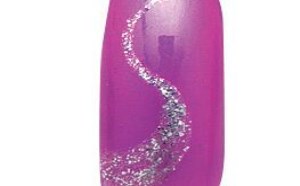 在家也能DIY美甲 做出今年最流行的4大漂亮指甲