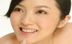 脸部哪些部位最易衰老,该如何保养呢? 脸部哪些部位最易衰老,该如何保养呢?