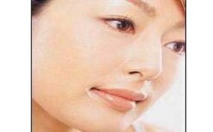 教你遮瑕脸上瑕疵的方法 打造完美自然妆容 