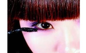 学会可爱洋娃娃妆容 轻松隐藏你的年龄