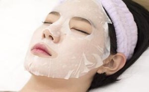 面膜剩下的精华液可以用来干什么