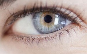 精油能消除眼袋吗 去眼袋正确的精油按摩手法 精油能消除眼袋吗 去眼袋正确的精油按摩手法