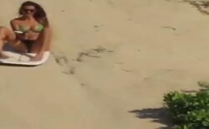 【轻松时刻】比基尼滑沙 源自深层次的摩擦 135