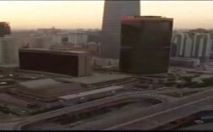 胡狼作品第6期:hold不住的年终奖 胡狼作品第6期:hold不住的年终奖