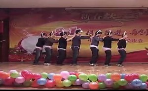 【逗逼说】【雷人世界】内裤外穿超人兔子舞