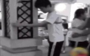 乡村大妈斗舞我看得惊呆了 每日一囧 50