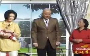 辽宁春晚小品搞笑大全 郭冬临、黄晓娟、孙桂田演绎小品《金牌月哥》 辽宁春晚小品搞笑大全 郭冬临、黄晓娟、孙桂田演绎小品《金牌月哥》