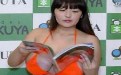 日本女星篮球奶被捏奶啃胸的视频　好大的奶好爽 