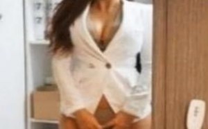 韩国爆乳健身教练朴智恩美女靠胸大而走红 上热搜榜